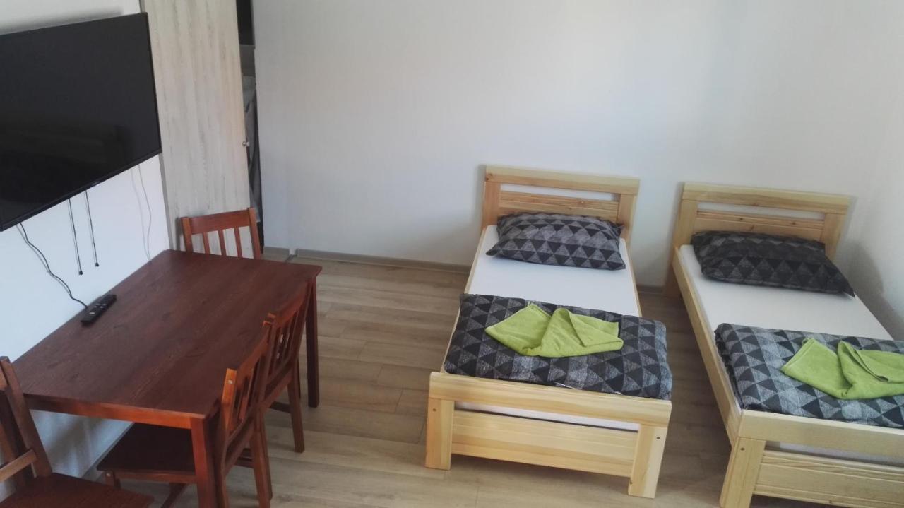 Apartmany Opolany ภายนอก รูปภาพ